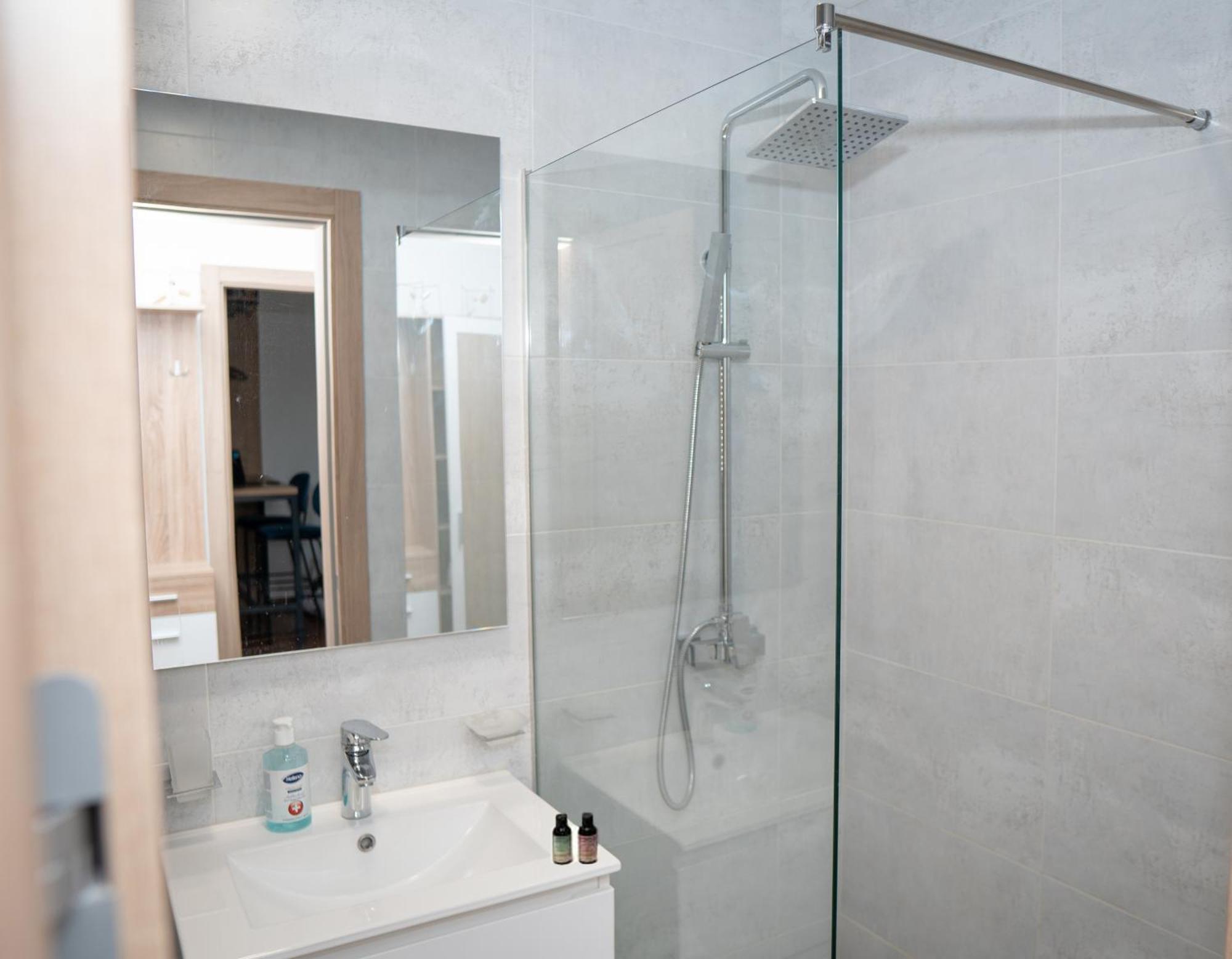 Minna Master Quart * Podgorica